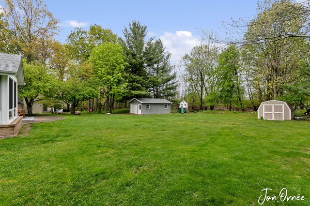 697 Morningside Drive, Holland City, MI 49423