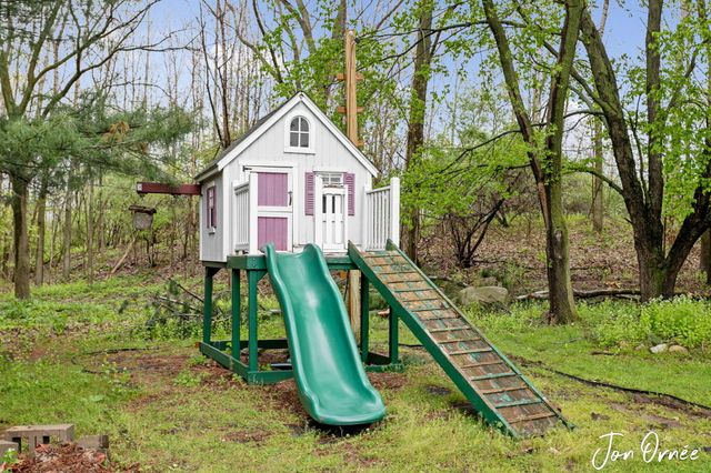 697 Morningside Drive, Holland City, MI 49423