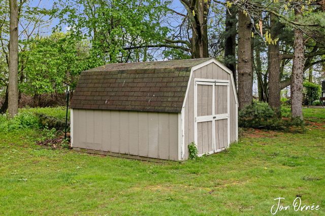 697 Morningside Drive, Holland City, MI 49423