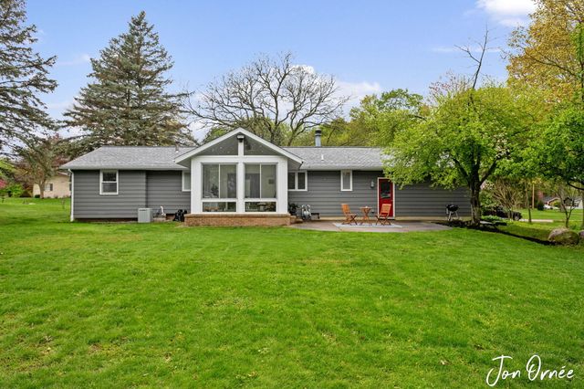 697 Morningside Drive, Holland City, MI 49423