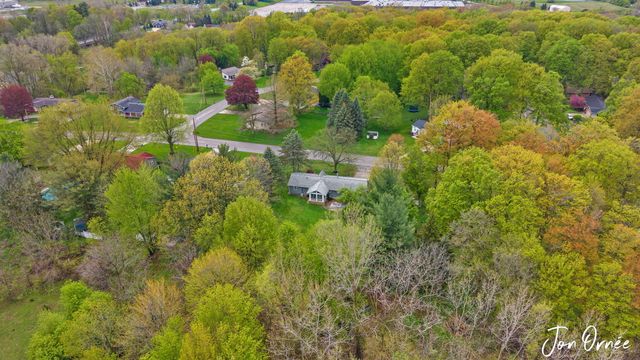 697 Morningside Drive, Holland City, MI 49423