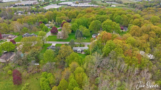 697 Morningside Drive, Holland City, MI 49423