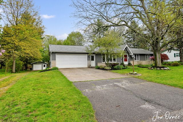 697 Morningside Drive, Holland City, MI 49423