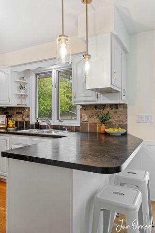 697 Morningside Drive, Holland City, MI 49423