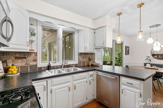 697 Morningside Drive, Holland City, MI 49423