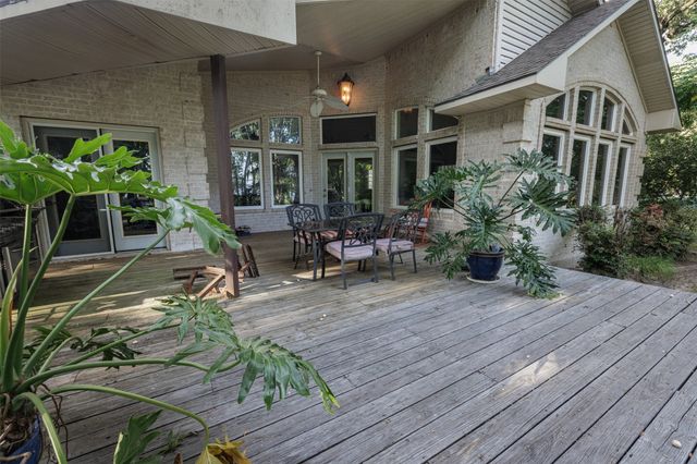 1457 Riverside Drive, West Tawakoni, TX 75474