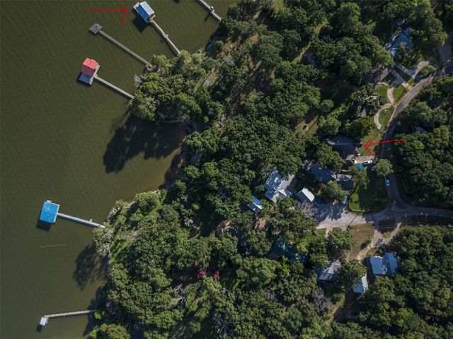 1457 Riverside Drive, West Tawakoni, TX 75474