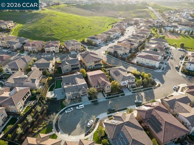 415 Vendeen Ct, Danville, CA 94506