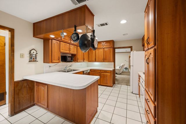 5204 Coventry Court, Colleyville, TX 76034