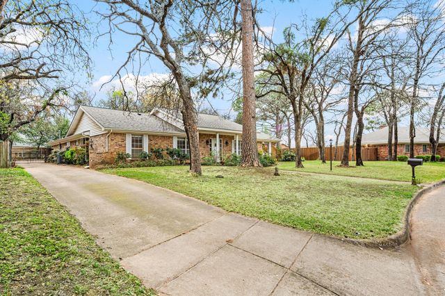 5204 Coventry Court, Colleyville, TX 76034