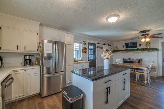 258 County Road 704, Athens, TN 37303