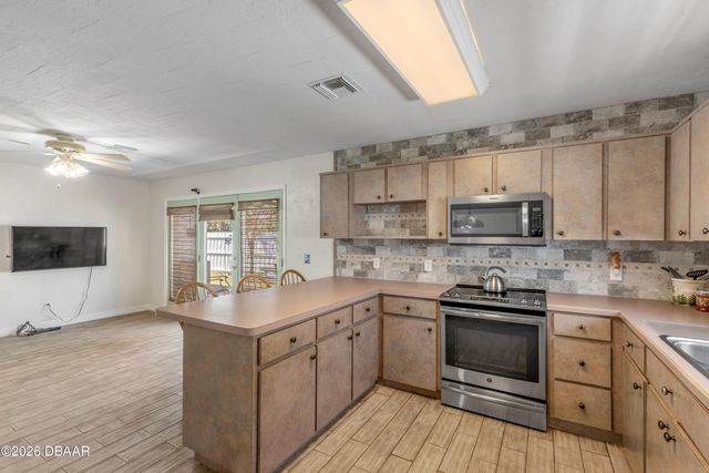 1416 Southard Avenue, New Smyrna Beach, FL 32169
