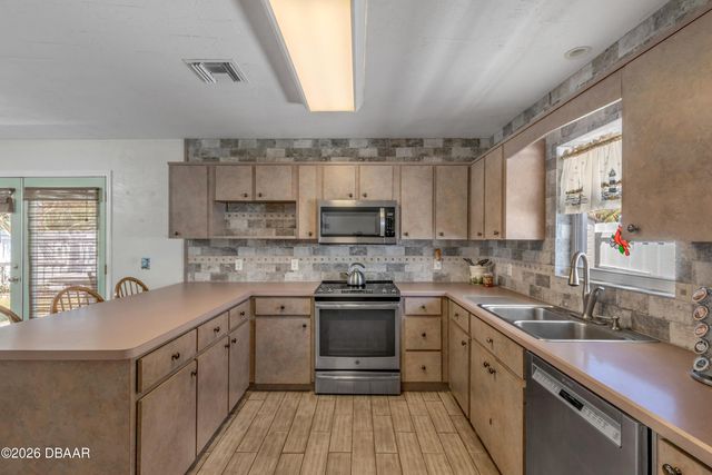 1416 Southard Avenue, New Smyrna Beach, FL 32169