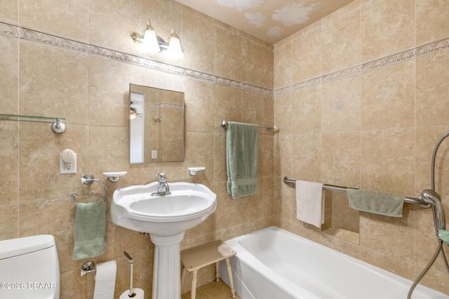 1416 Southard Avenue, New Smyrna Beach, FL 32169