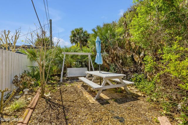 1416 Southard Avenue, New Smyrna Beach, FL 32169