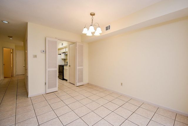 13427 Parkway Boulevard, Sugar Land, TX 77478