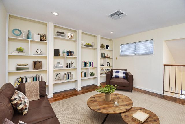 13427 Parkway Boulevard, Sugar Land, TX 77478