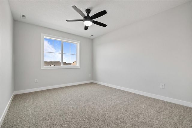 675 NW Rosemont Drive, Waukee, IA 50263