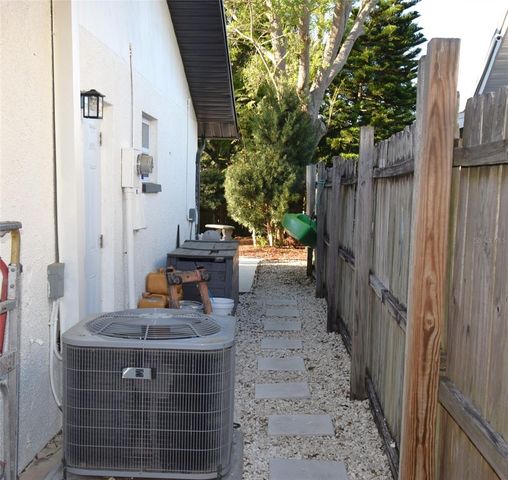 12931 82ND AVENUE N, Seminole, FL 33776