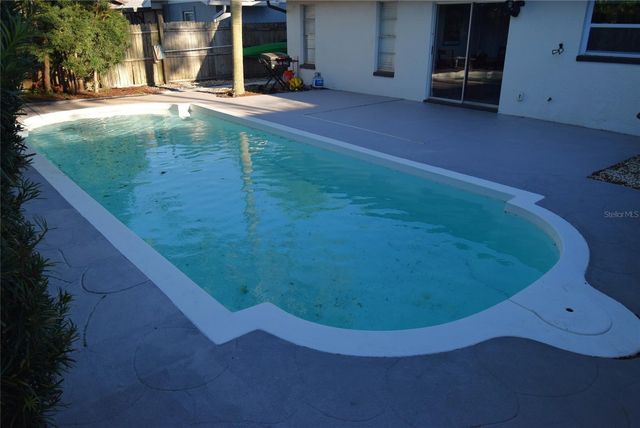 12931 82ND AVENUE N, Seminole, FL 33776