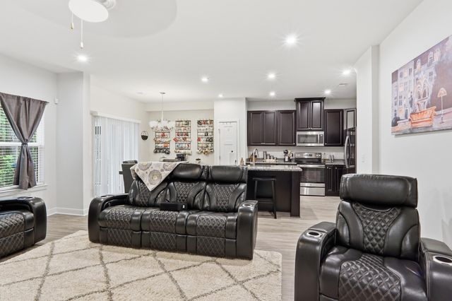 311 Grand Palm Lane, Summerville, SC 29485