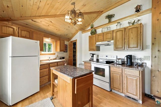 10570 Eagle Lake Rd, Delta, WI 54847