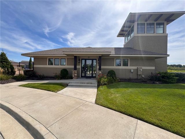 18610 Weaver Street, Spring Hill, KS 66083