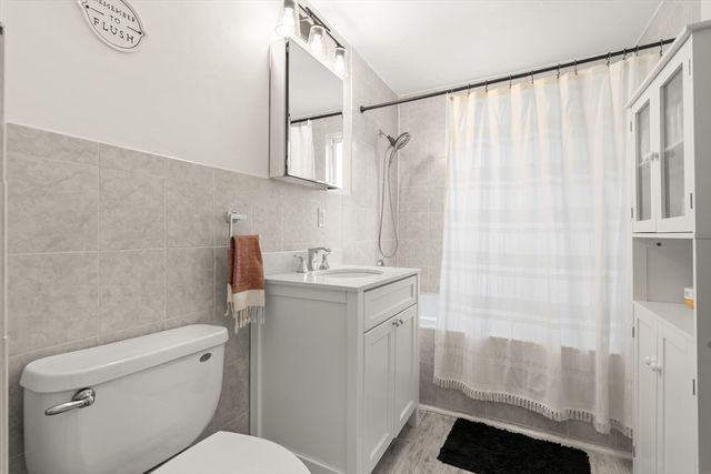 12 Thelma Rd 3, Boston, MA 02122