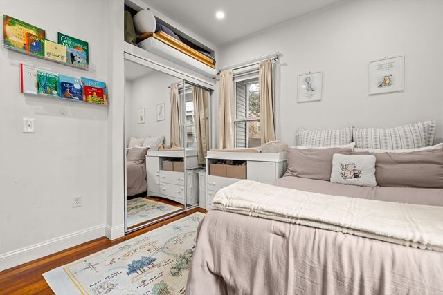 12 Thelma Rd 3, Boston, MA 02122