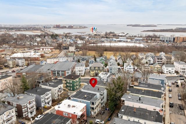12 Thelma Rd 3, Boston, MA 02122