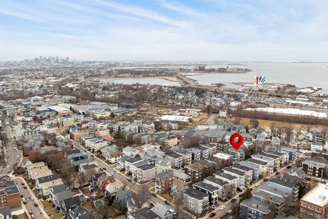 12 Thelma Rd 3, Boston, MA 02122