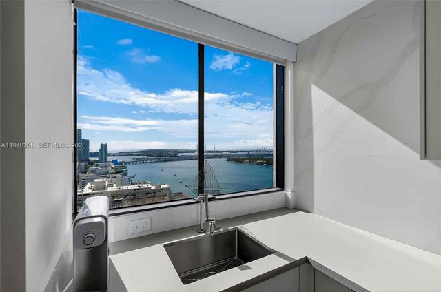 1330 West Ave 3014, Miami Beach, FL 33139