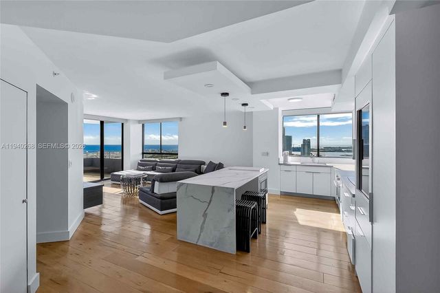 1330 West Ave 3014, Miami Beach, FL 33139