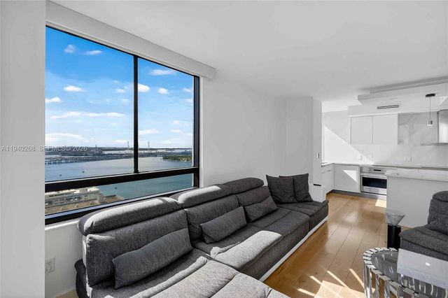 1330 West Ave 3014, Miami Beach, FL 33139