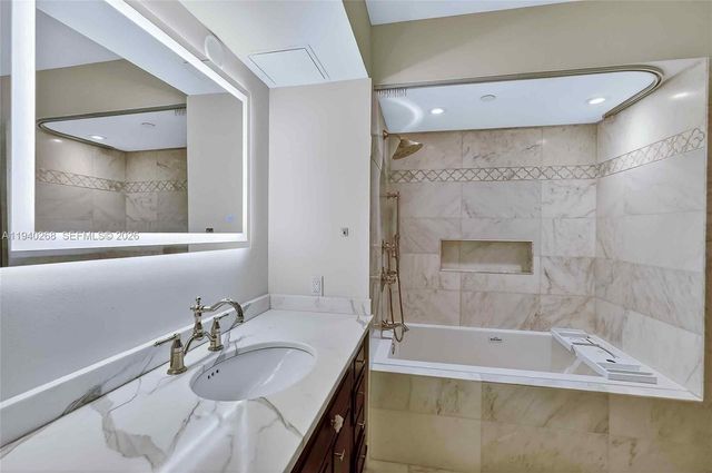 1330 West Ave 3014, Miami Beach, FL 33139