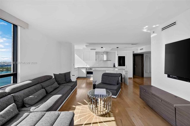 1330 West Ave 3014, Miami Beach, FL 33139