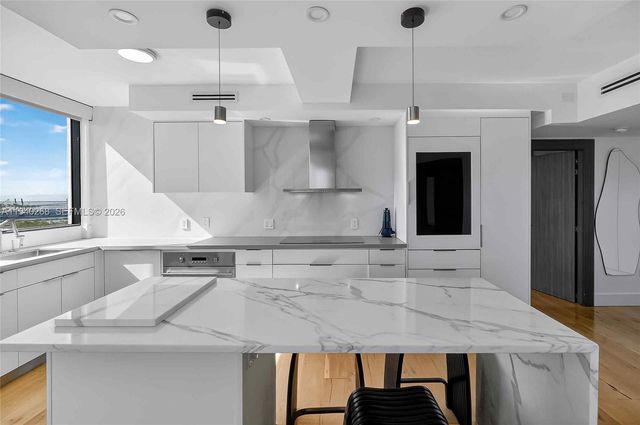 1330 West Ave 3014, Miami Beach, FL 33139