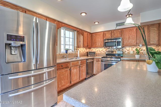 3377 N Apache Plume Court, Tucson, AZ 85750