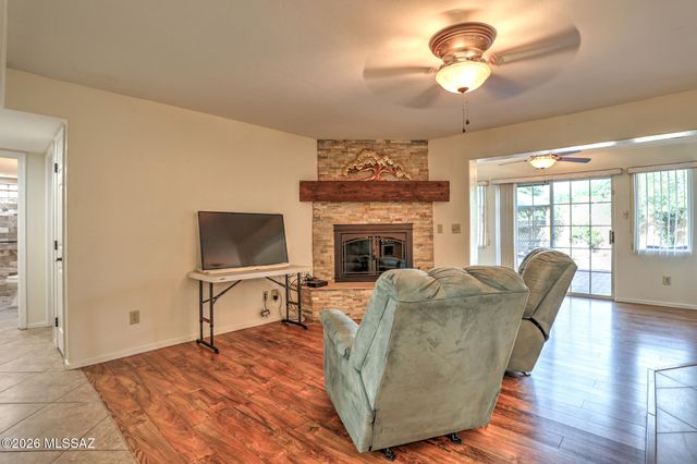 3377 N Apache Plume Court, Tucson, AZ 85750