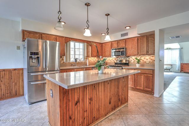 3377 N Apache Plume Court, Tucson, AZ 85750