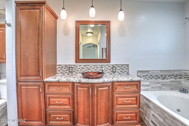 3377 N Apache Plume Court, Tucson, AZ 85750