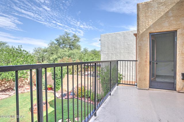 3377 N Apache Plume Court, Tucson, AZ 85750