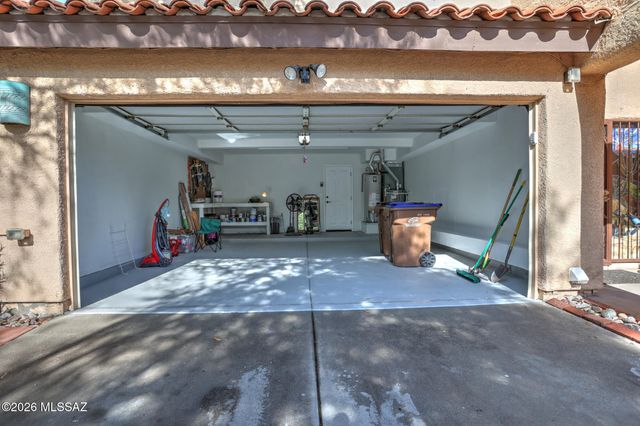 3377 N Apache Plume Court, Tucson, AZ 85750