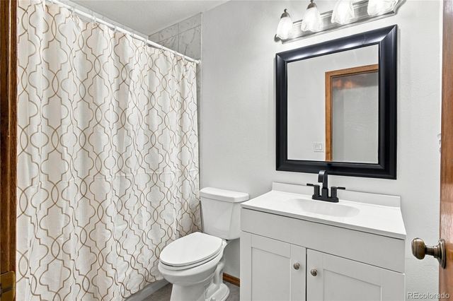 33976 Hummingbird Drive, Elizabeth, CO 80107