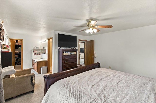 33976 Hummingbird Drive, Elizabeth, CO 80107