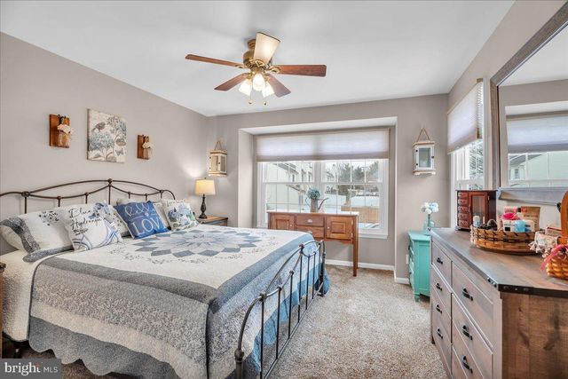 360 LAKE SIDE DR, Swedesboro, NJ 08085