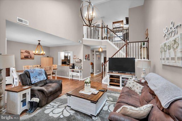 360 LAKE SIDE DR, Swedesboro, NJ 08085