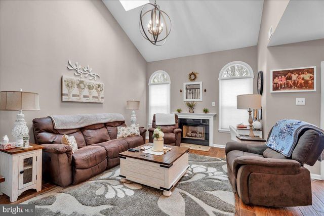 360 LAKE SIDE DR, Swedesboro, NJ 08085