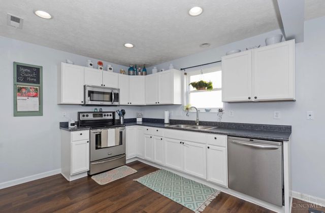 6051 Marsh Circle, Goshen Twp, OH 45140