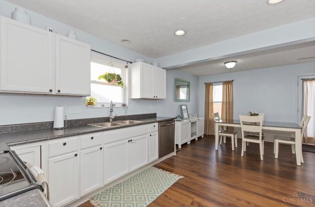 6051 Marsh Circle, Goshen Twp, OH 45140